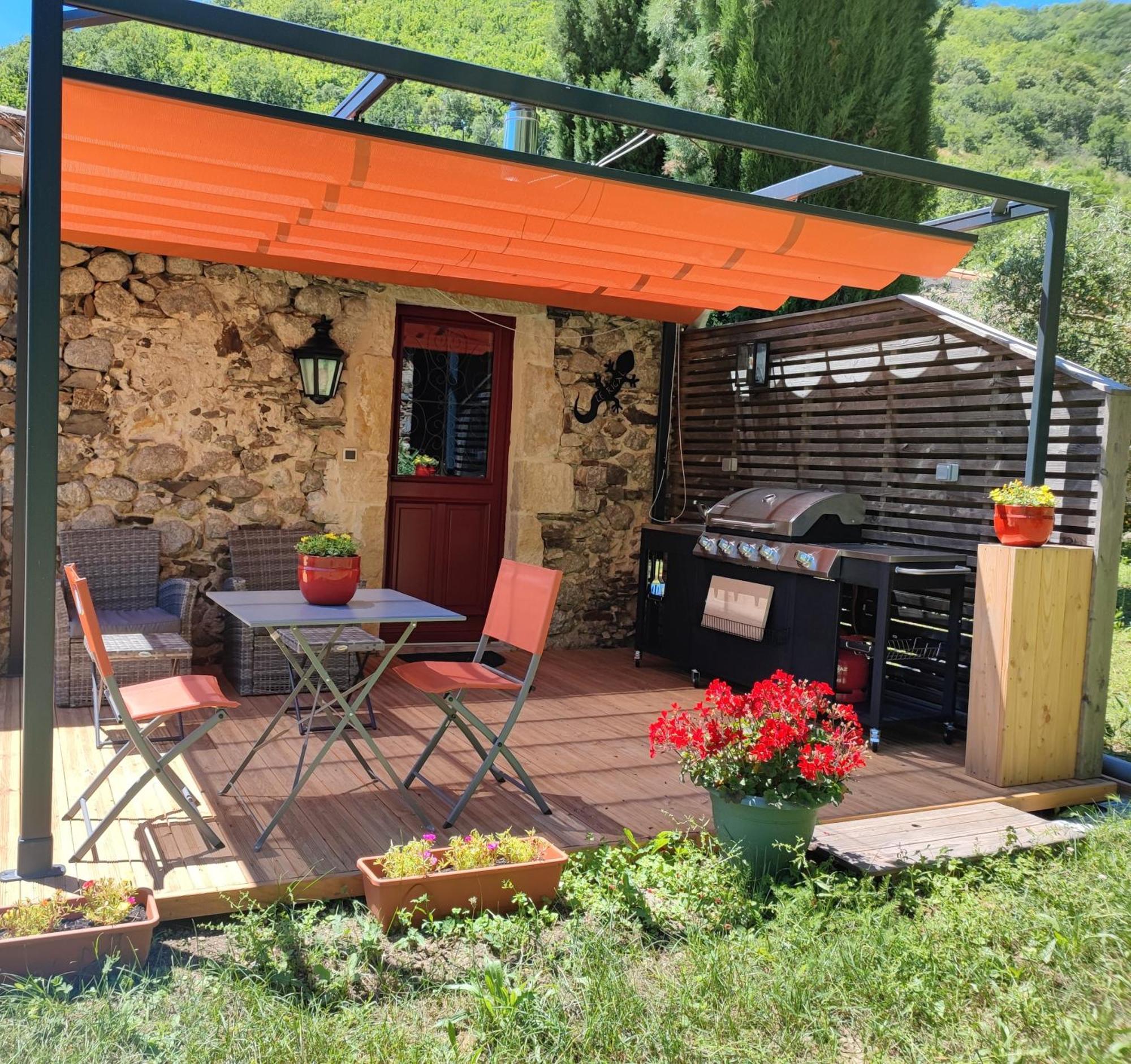 Le Mas De Ribard Breau-et-Salagosse Luaran gambar