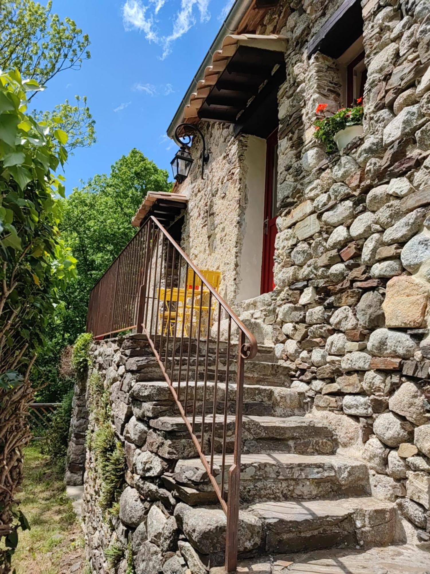 Le Mas De Ribard Breau-et-Salagosse Luaran gambar